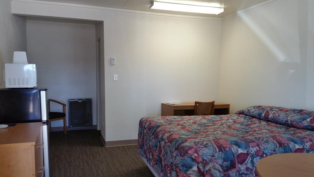Budget Host Inn Fort Collins Eksteriør bilde